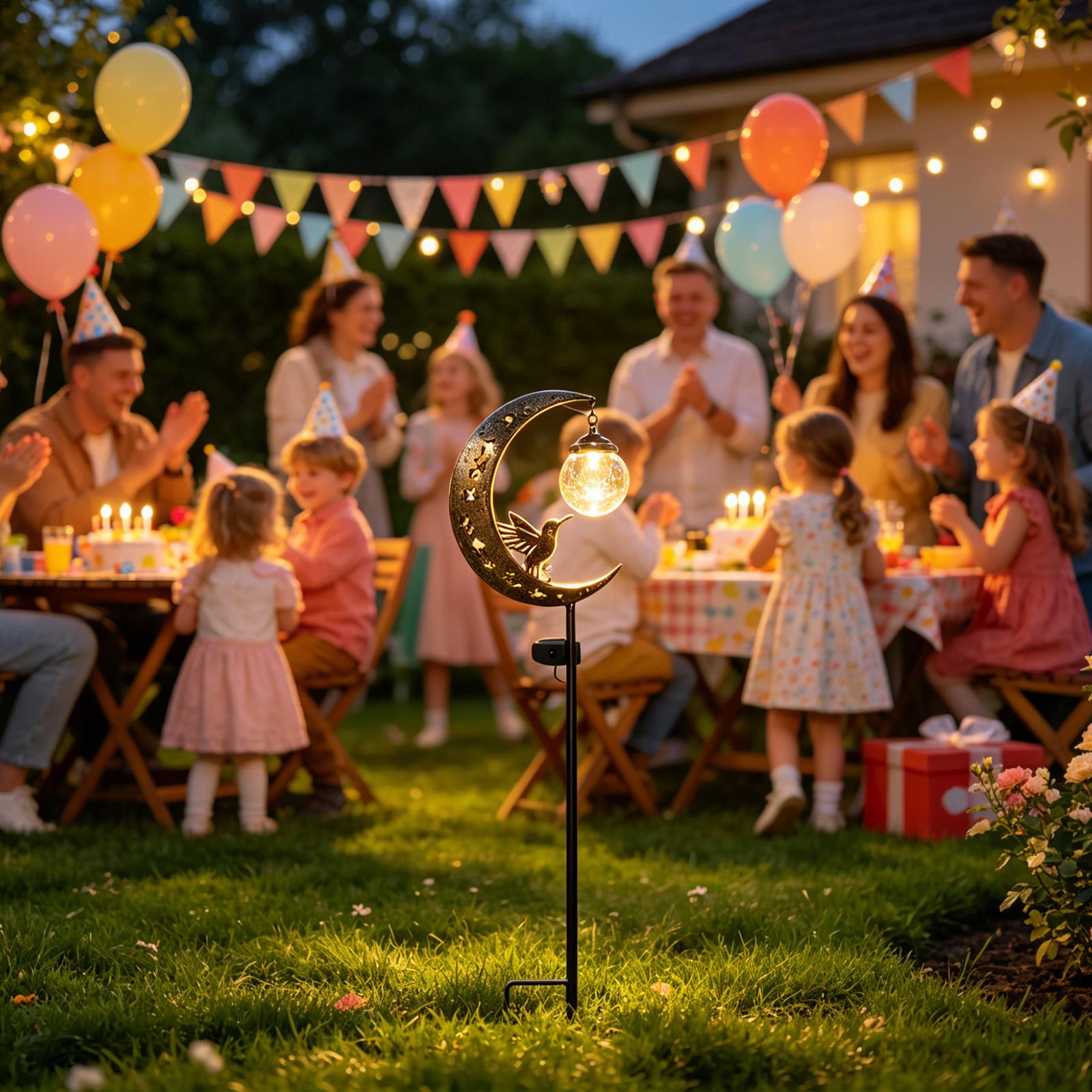 Outdoor Lighting Yard Stakes - Solarne lampki ogrodowe na szpilce, figurki